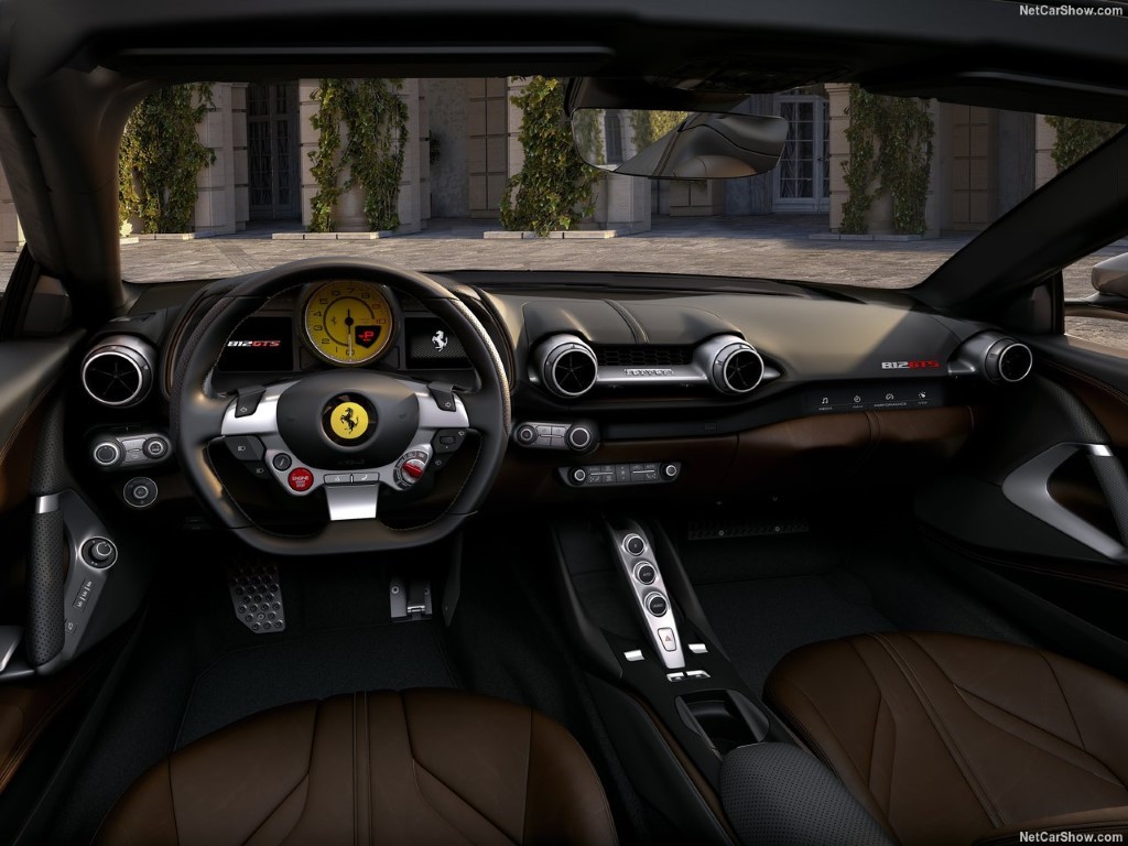 Ferrari 812 GTS Interior